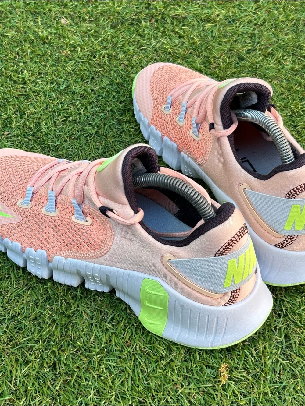 NIKE FREE METCON 5 - Womens Sneakers - SIZE 8.5 - Picture 4 of 9